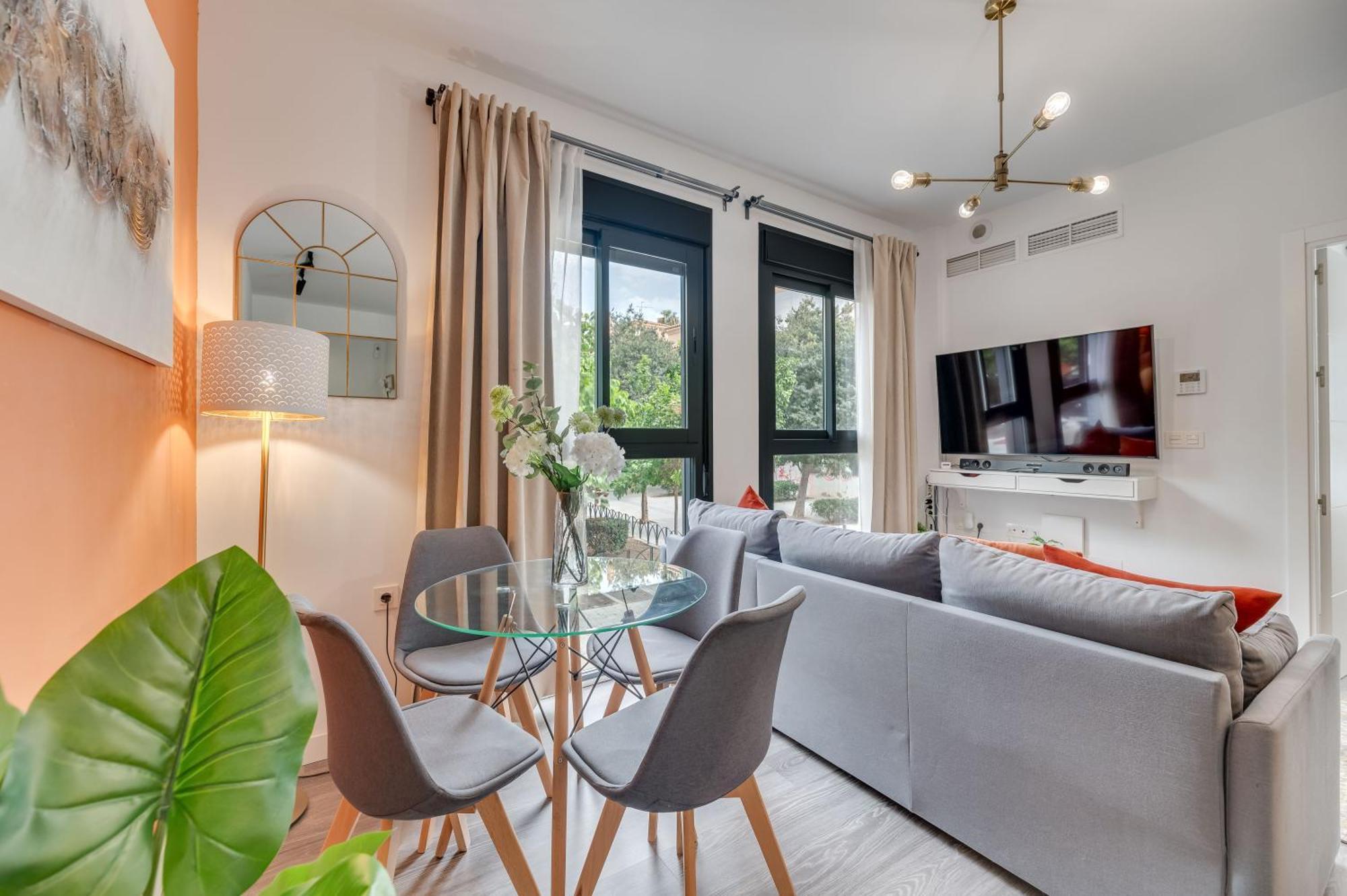 Apartment Modern Unit With View